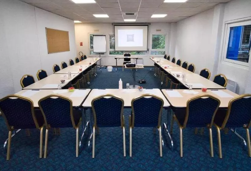 هتل Ibis Budget Blois Centre