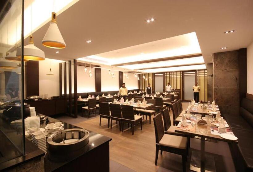 בית מלון כפרי Khanna Fiesta