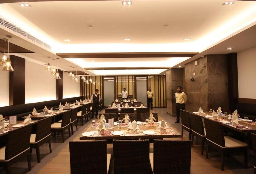 בית מלון כפרי Khanna Fiesta