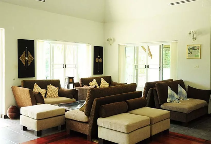 هتل Kong Garden Resort