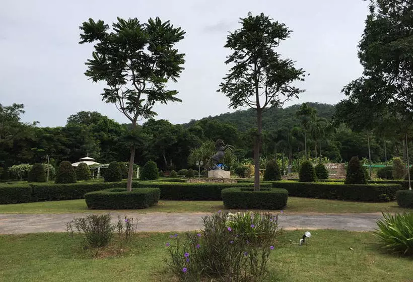 هتل Kong Garden Resort