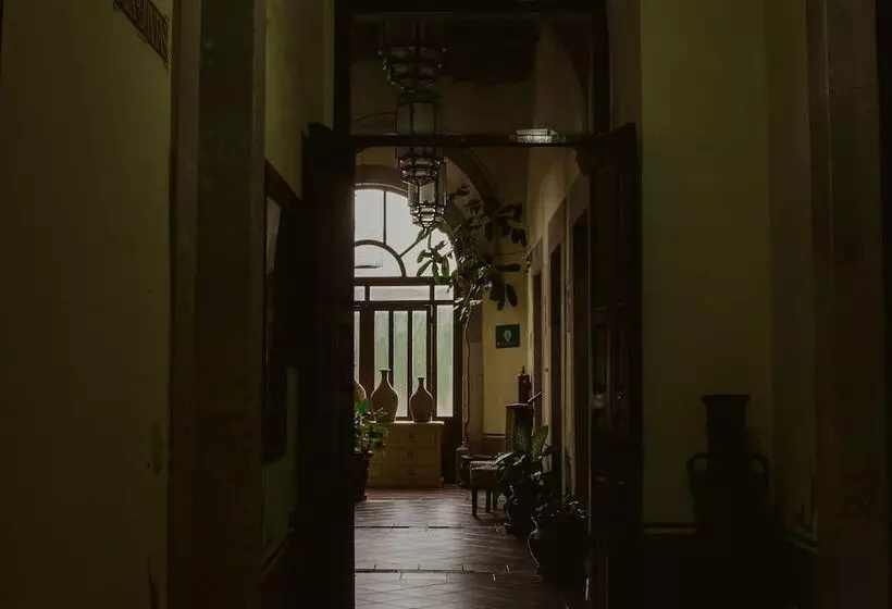 هتل Posada San Agustin