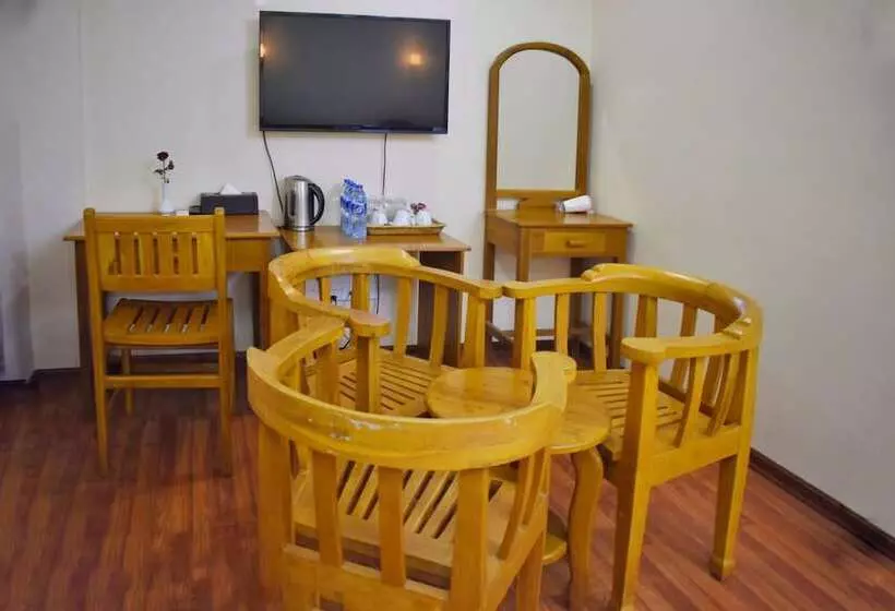 Hotel Shwe Poe Eain