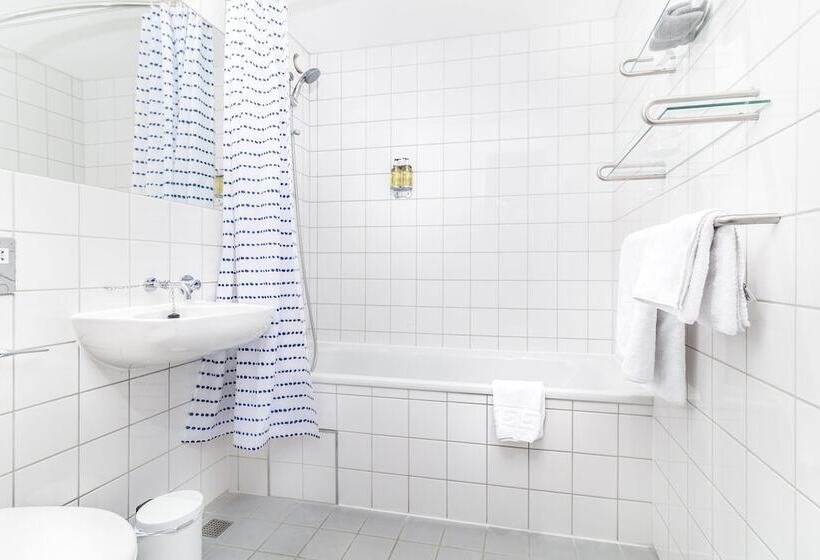 ホテル The Jubilee