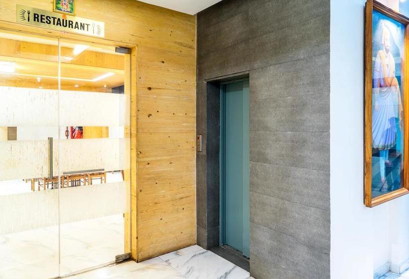 Hotel Shivas Inn, Kolhapur