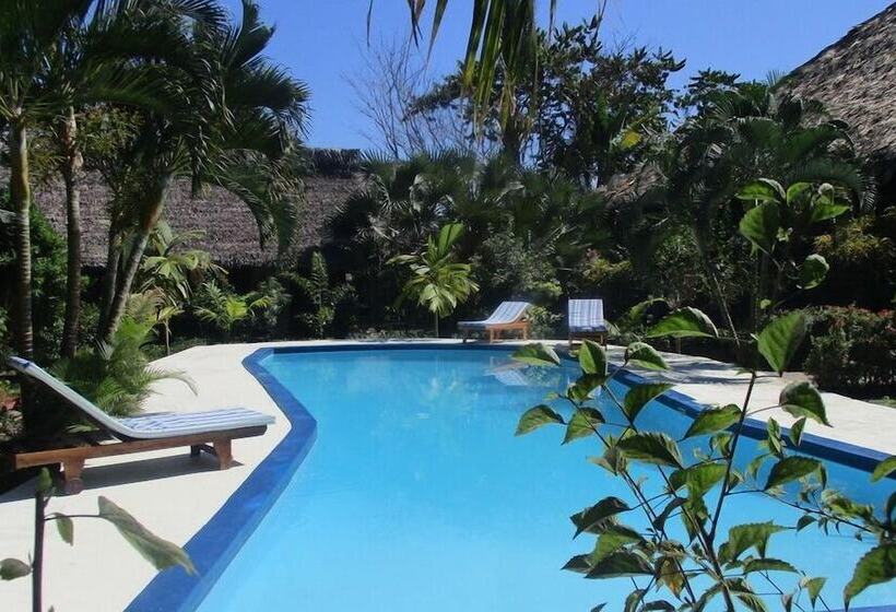 هتل Tropic Hôtel