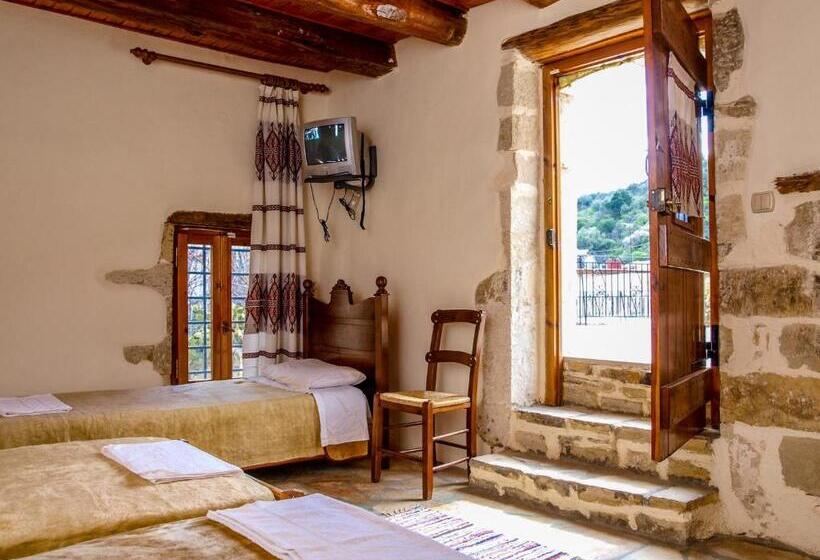 هتل Vafes Traditional Stone Houses