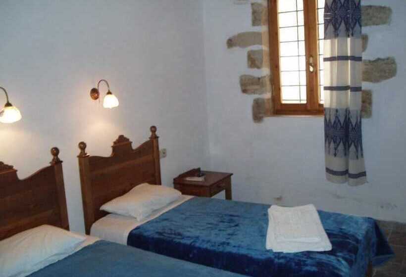 هتل Vafes Traditional Stone Houses