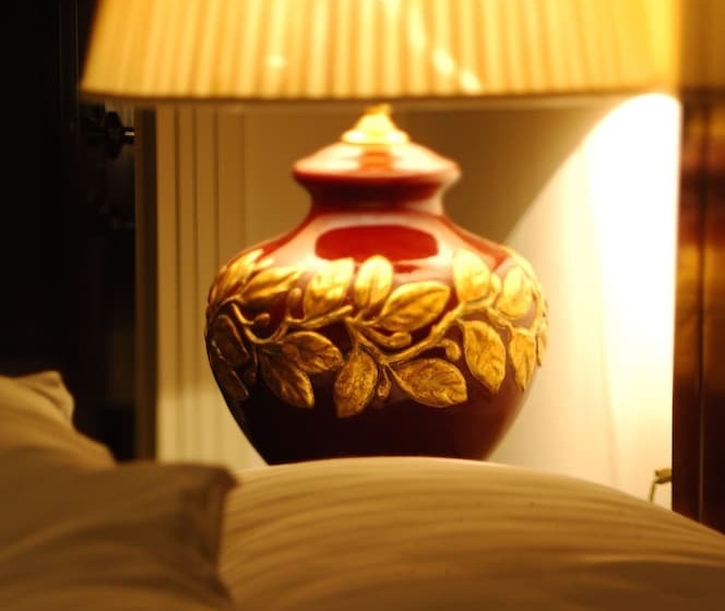 Sunce Palace Apartments With Free Offsite Parking