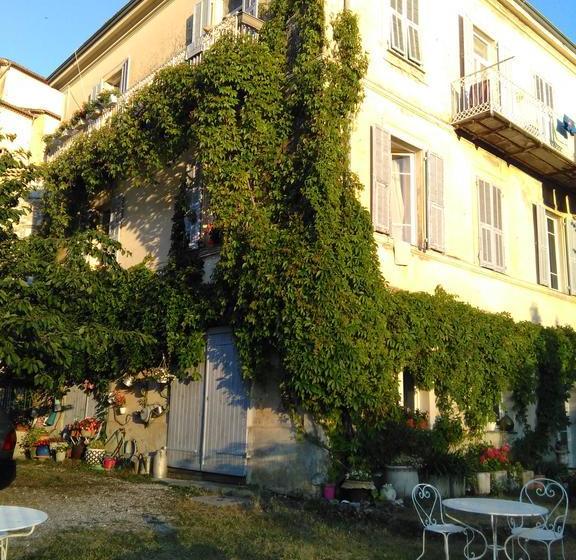 ベッドアンドブレックファースト Au Relais Fleuri