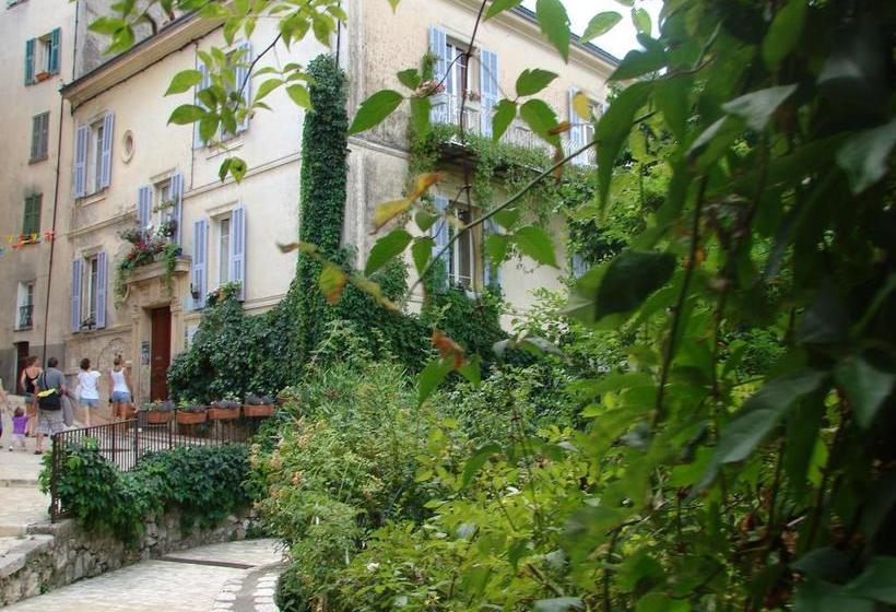 ベッドアンドブレックファースト Au Relais Fleuri