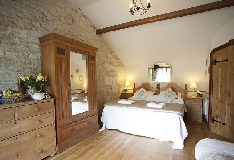 تختخواب و صبحانه Beeches Farmhouse Country Cottages & Rooms