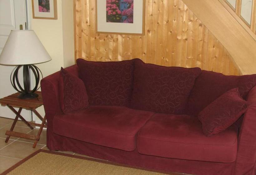 تختخواب و صبحانه Bienvenue à La Ville Es Gris