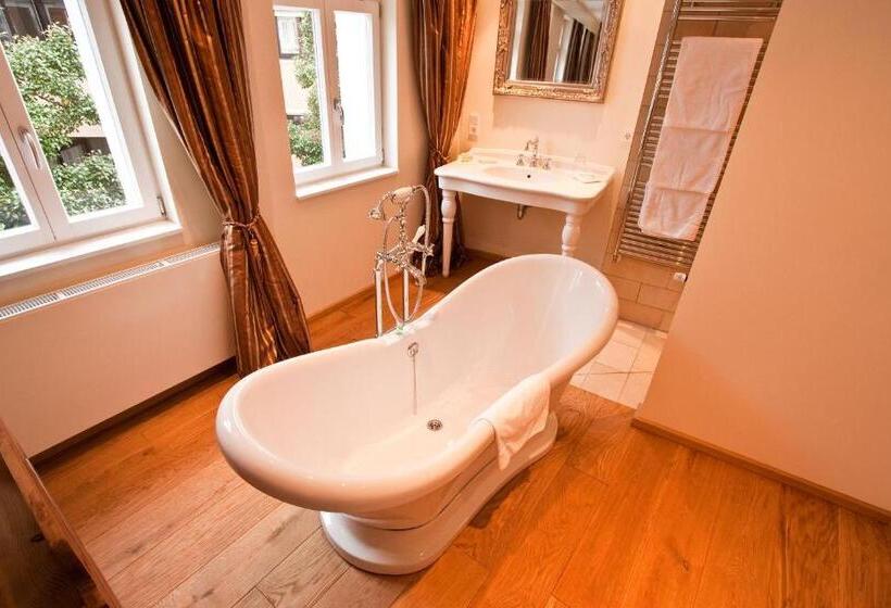 مبيت وإفطار Konventchen