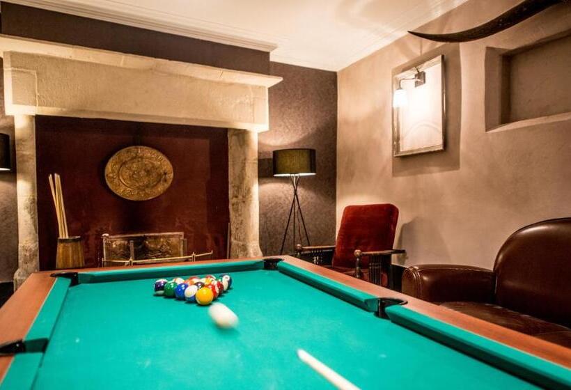 مبيت وإفطار La Devinie