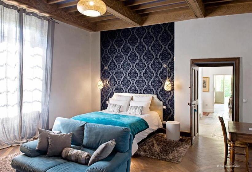 مبيت وإفطار La Devinie