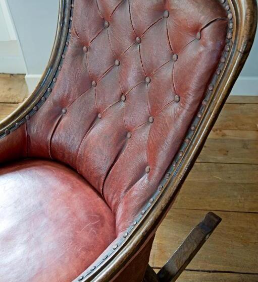 مبيت وإفطار La Devinie