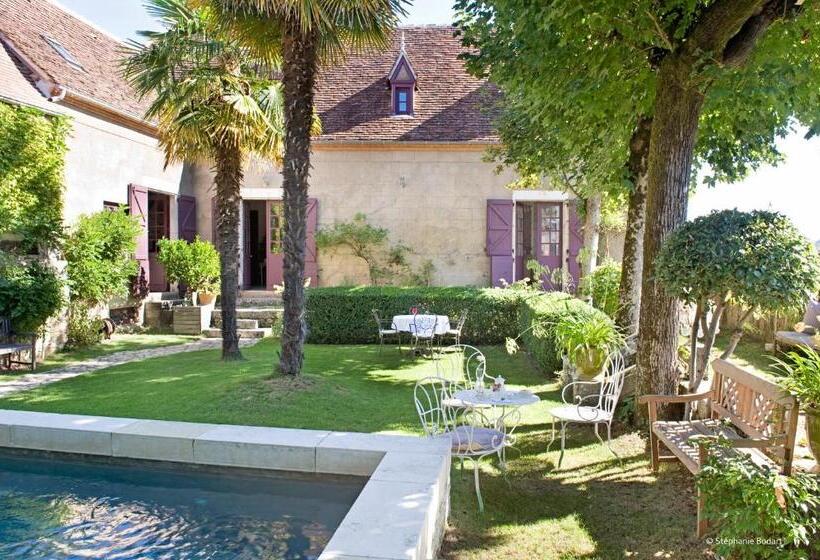 مبيت وإفطار La Devinie