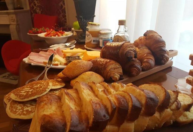 Aamiaismajoitus (B&B) La Porte De Bretagne