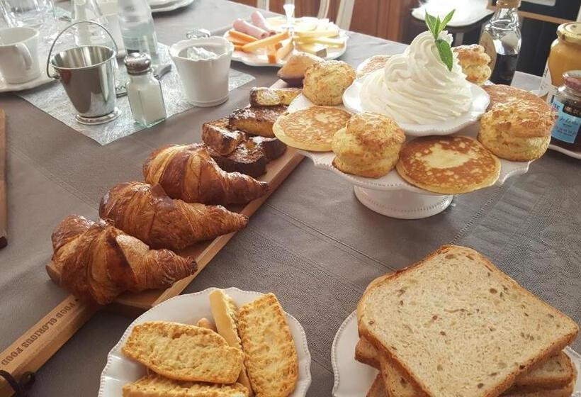 Aamiaismajoitus (B&B) La Porte De Bretagne