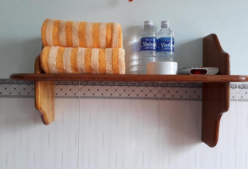 تختخواب و صبحانه Motel Bao Han