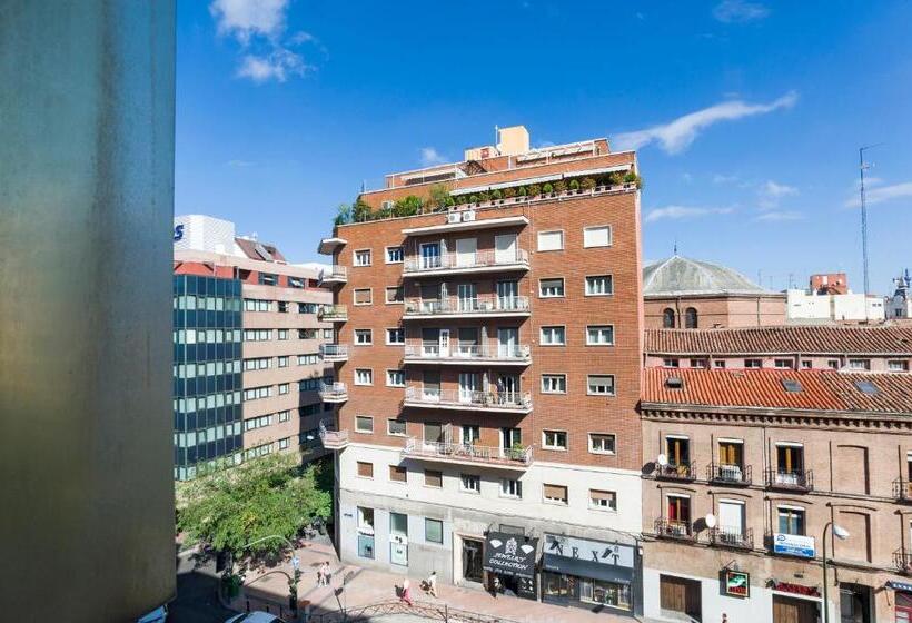 Boutique Urban Madrid Serrano