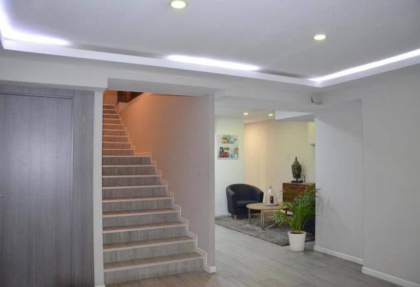 Boutique Urban Madrid Serrano