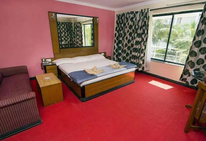 Hotel Dolphin