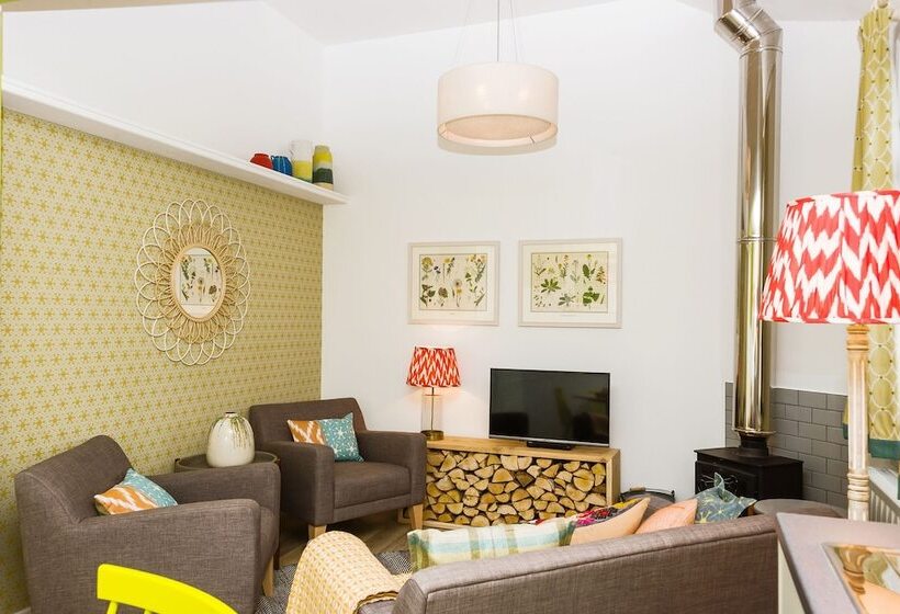 בית מלון כפרי Douneside House