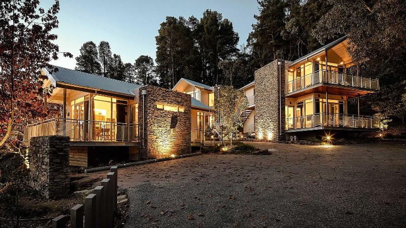 Отель Hepburn Spa Retreat