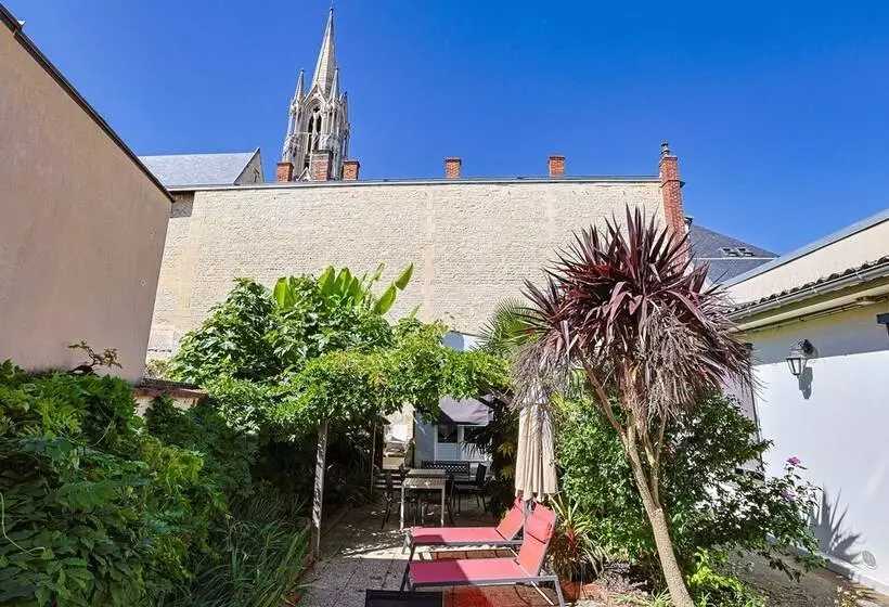 ホテル Hôtel François D O