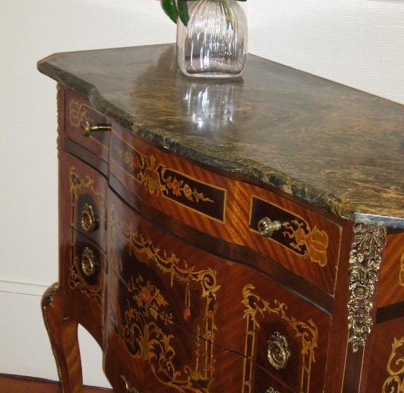 Отель La Villa Fleurie