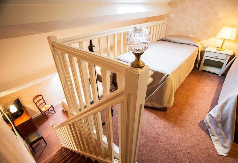 Отель La Villa Fleurie