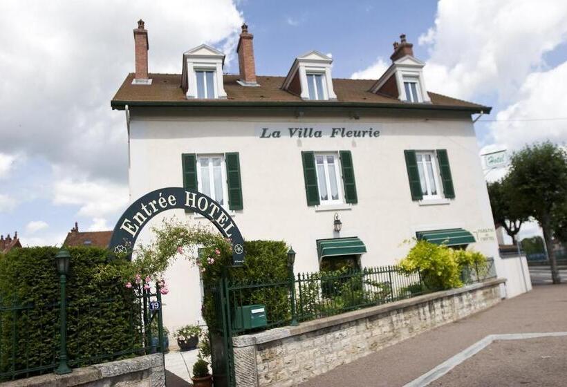 Отель La Villa Fleurie