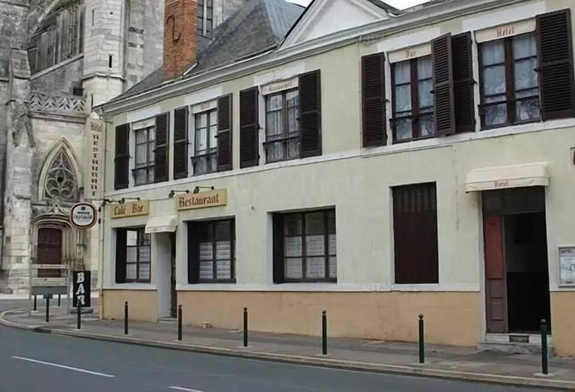 ホテル Notre Dame