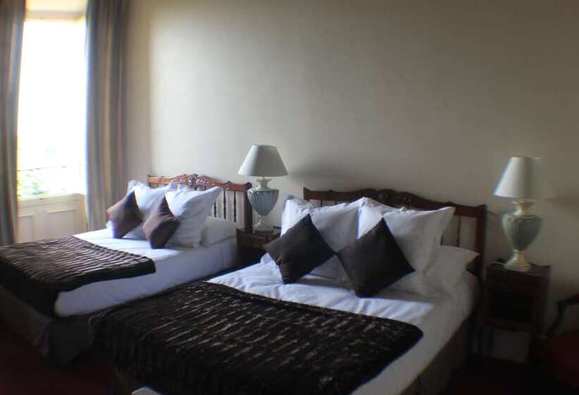 فندق Raymond Vii