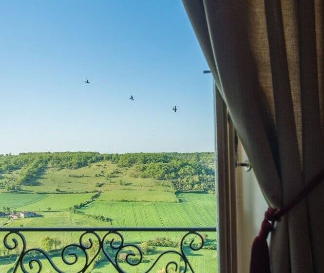 فندق Raymond Vii