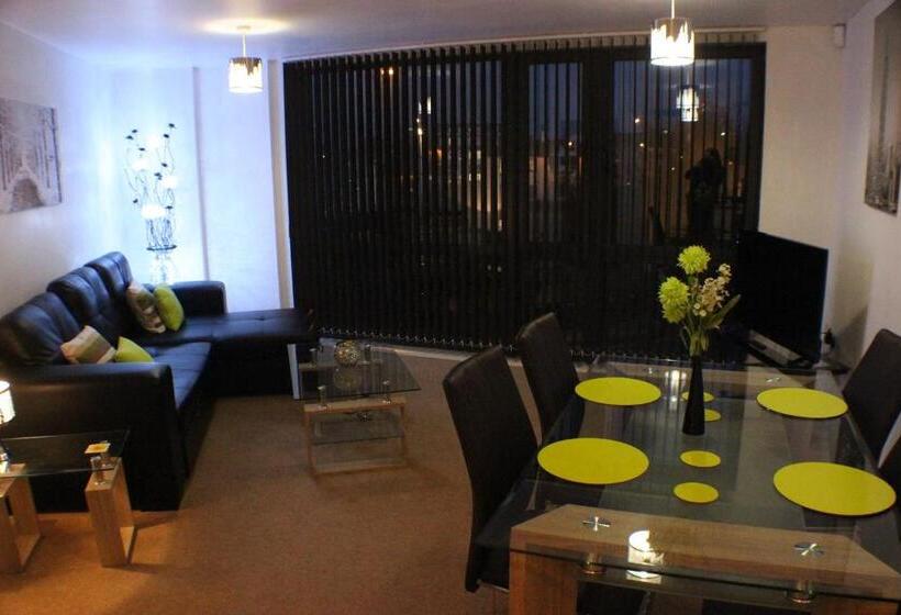 Marina Water View Apartment