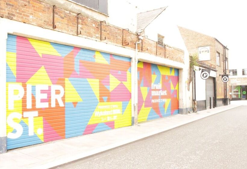 Marina Water View Apartment