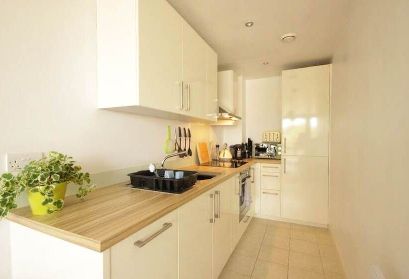 Marina Water View Apartment