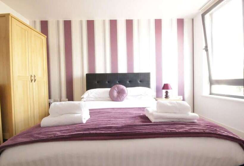 Marina Water View Apartment