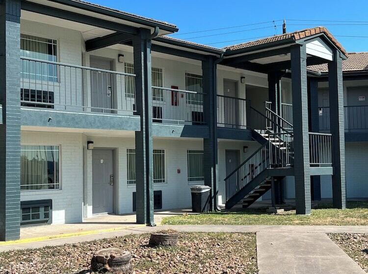 モーテル Relax Inn