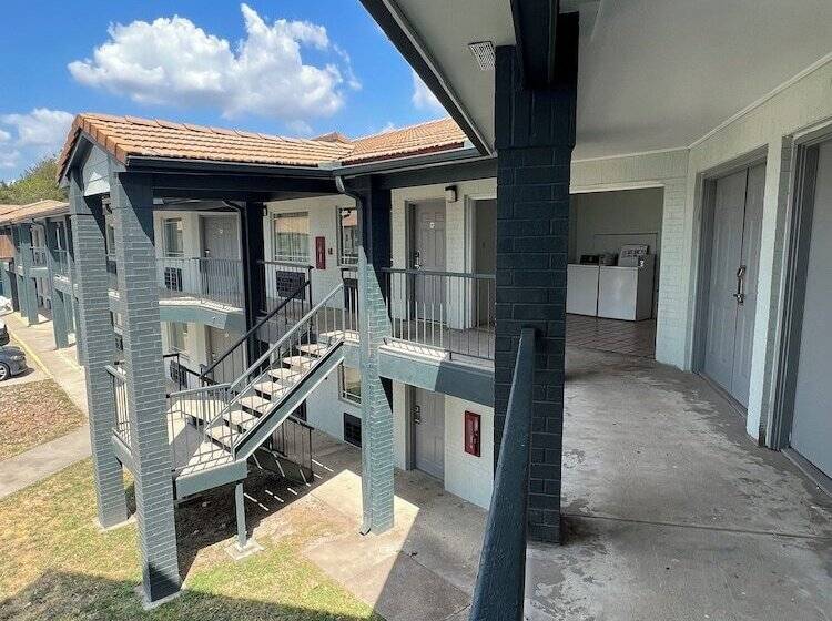 モーテル Relax Inn