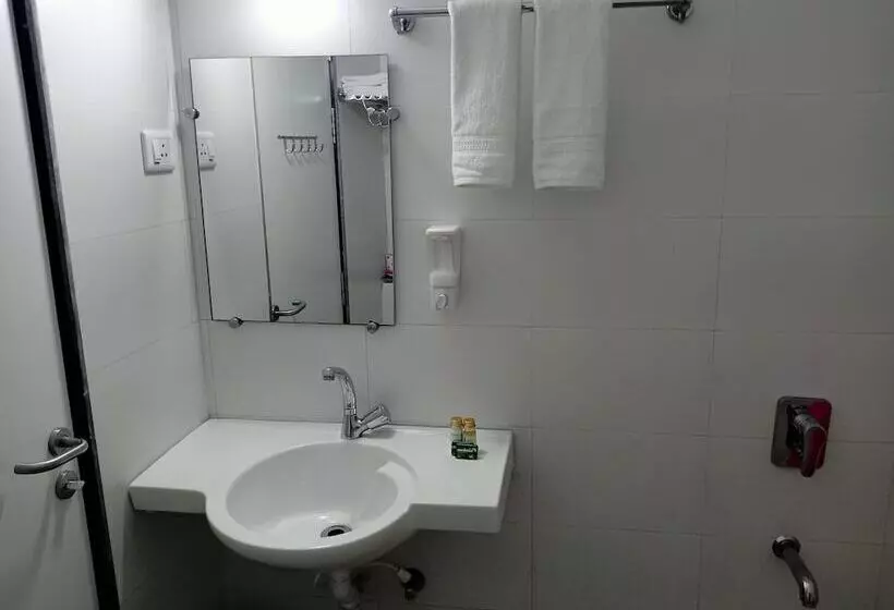 Majatalo Sapphero Resorts A Unit Of Shri Sai Hospitality