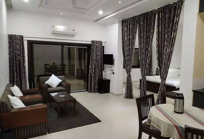 Majatalo Sapphero Resorts A Unit Of Shri Sai Hospitality