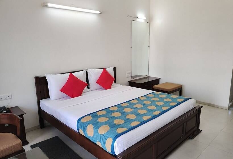 ペンション Sapphero Resorts A Unit Of Shri Sai Hospitality