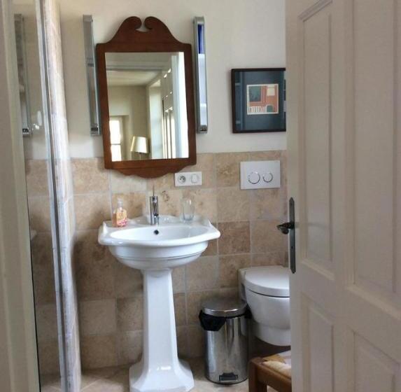 Annapurna Bed & Breakfast