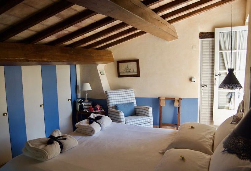 تختخواب و صبحانه Bergerie Des Suanes