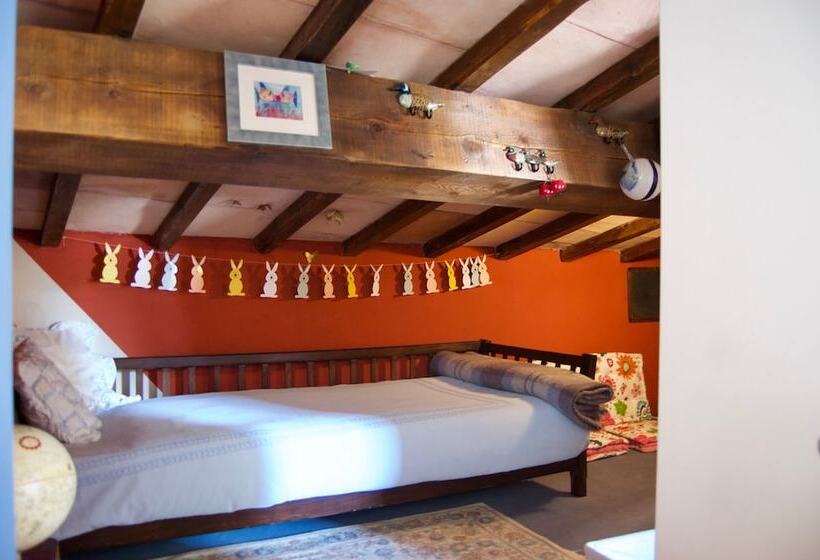 تختخواب و صبحانه Bergerie Des Suanes