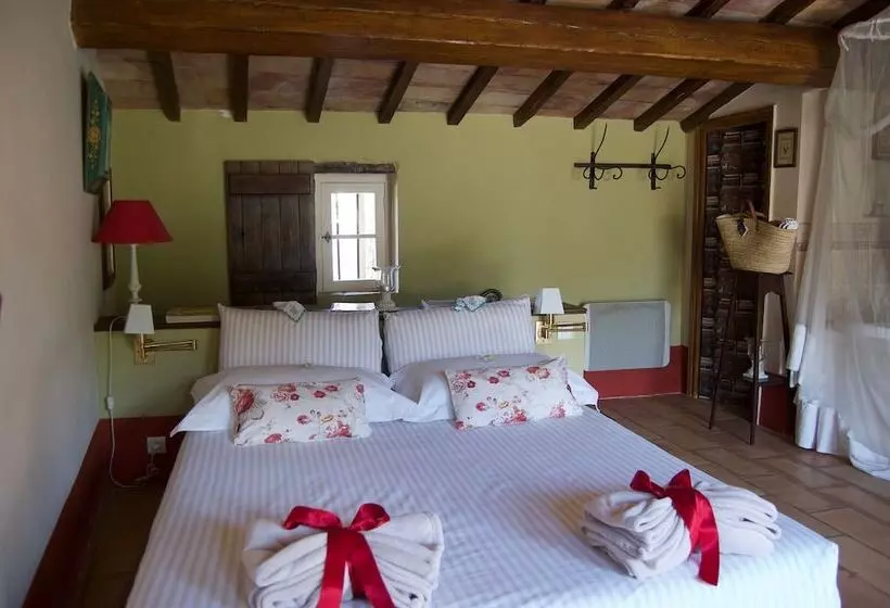 Aamiaismajoitus (B&B) Bergerie Des Suanes